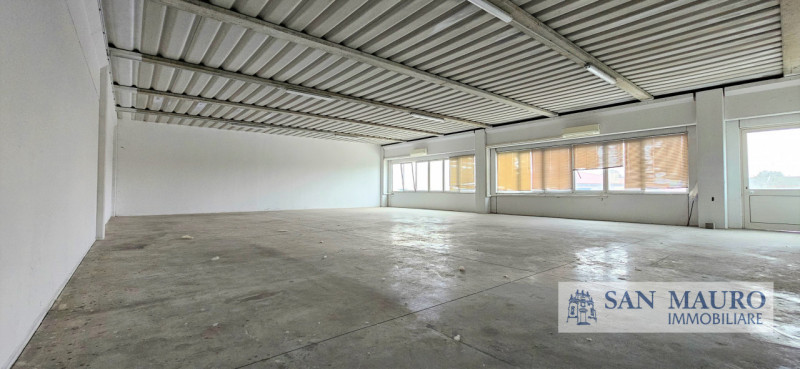 MONTICELLO CONTE OTTO: Nella zona industriale di Monticello Conte Otto area dedicata alle attivit...