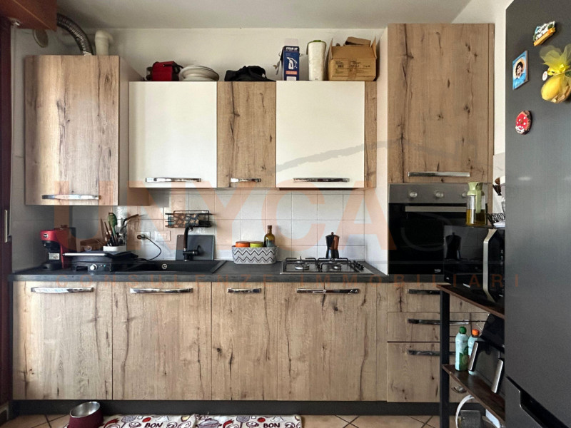 MANDRIA - Se sei alla ricerca di un appartamento in un contesto tranquillo e riservato, ma al tem...