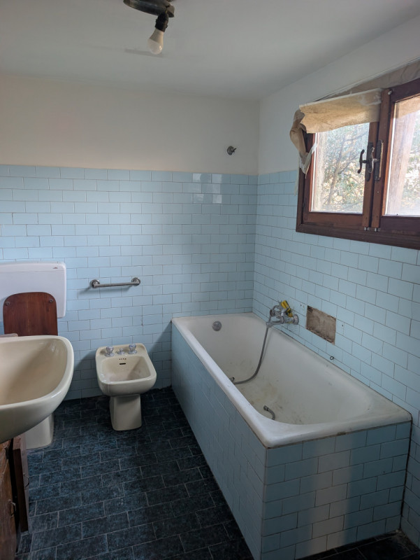 Scopri questa porzione di testa situata nel cuore del caratteristico comune di Vittorio Veneto, n...