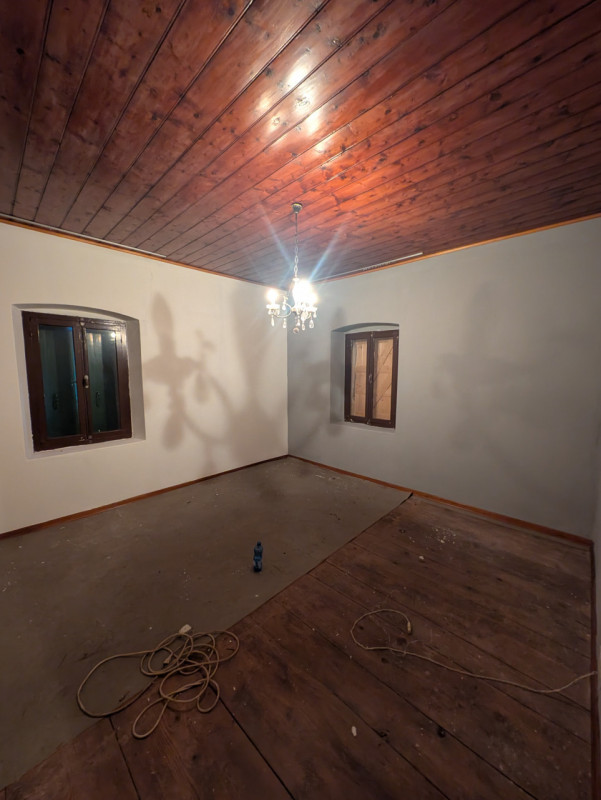 Scopri questa porzione di testa situata nel cuore del caratteristico comune di Vittorio Veneto, n...