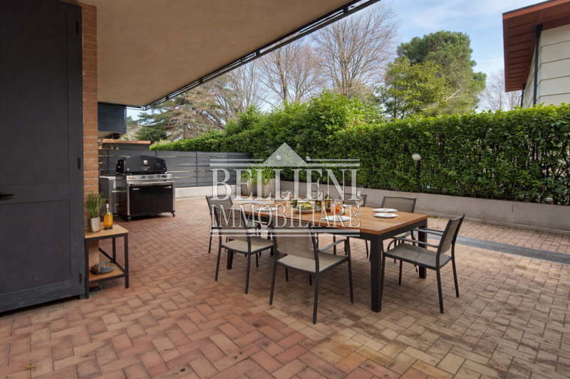 ZONA DAL MOLIN: In contesto recente e situato in zona residenziale che affaccia sul verde, propon...