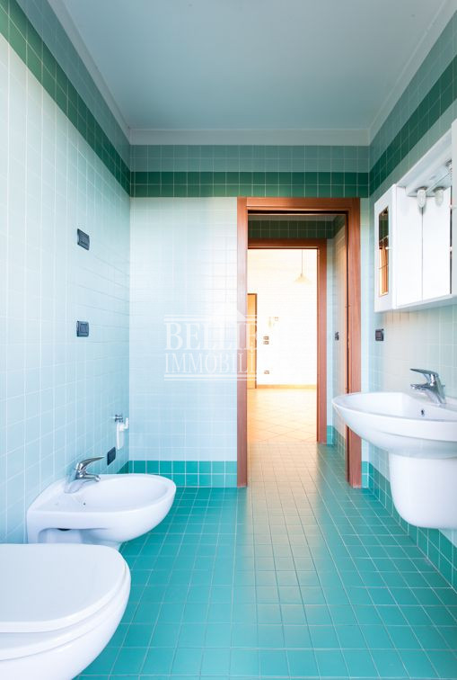 ZONA DAL MOLIN: In contesto recente e situato in zona residenziale che affaccia sul verde, propon...