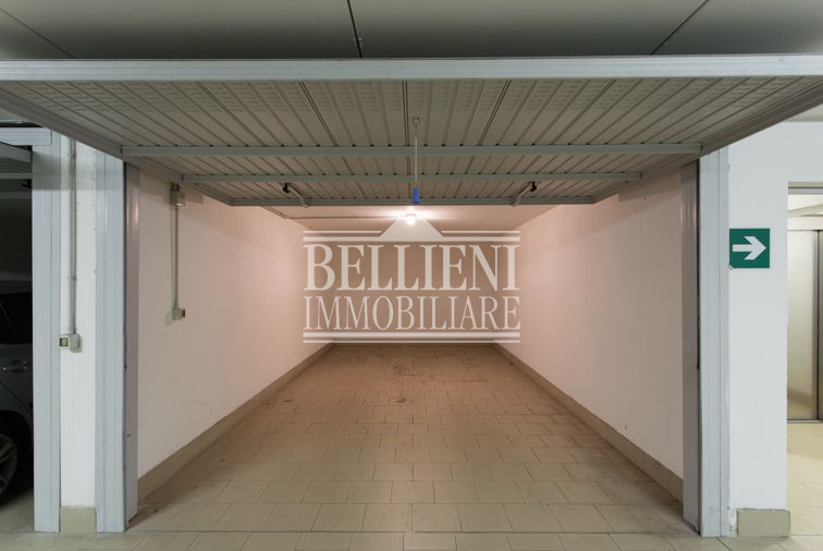 ZONA DAL MOLIN: In contesto recente e situato in zona residenziale che affaccia sul verde, propon...