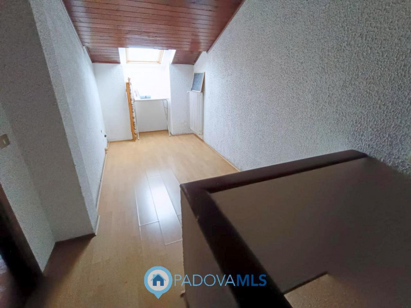 Immobile in esclusiva al Gruppo Padova MLS

Padova in zona Fiera comoda agli istituti universitar...