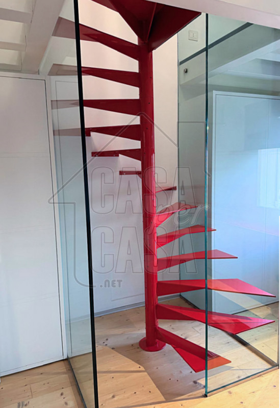 A soli 10 minuti dal centro di Padova e 10 minuti dai Colli Euganei, immersa nel verde più autent...