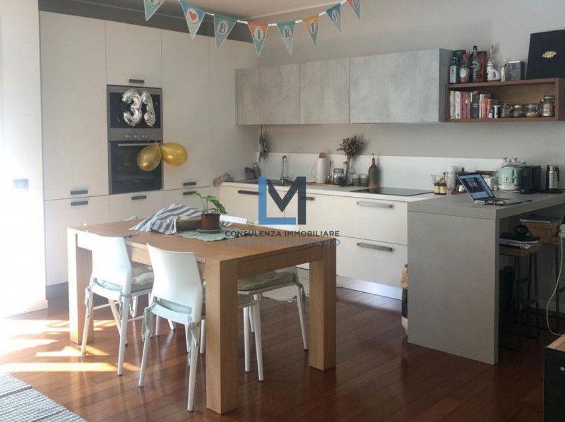 A Montebelluna, in centrale contesto residenziale e commerciale, a due passi da tutti i servizi, ...