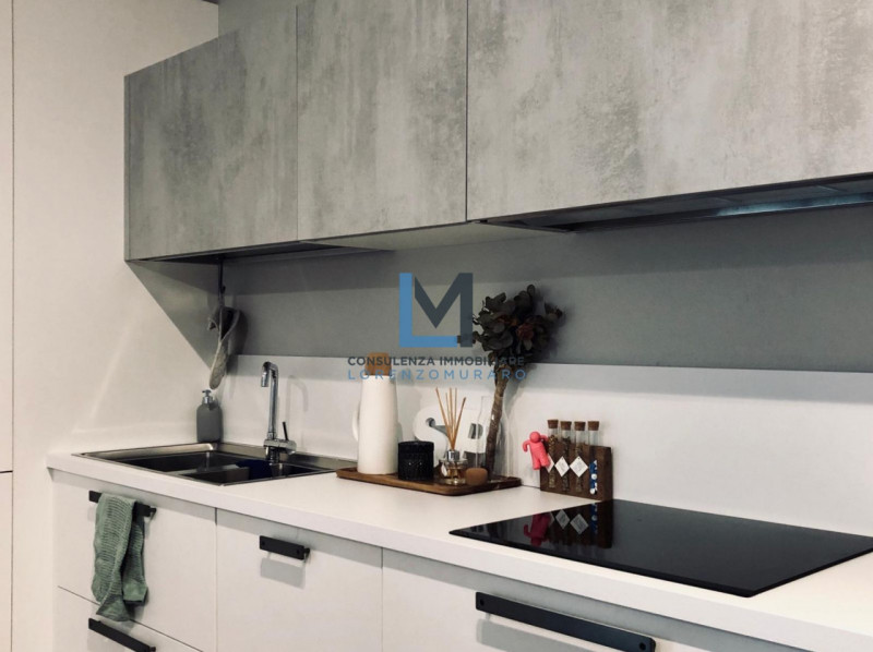 A Montebelluna, in centrale contesto residenziale e commerciale, a due passi da tutti i servizi, ...