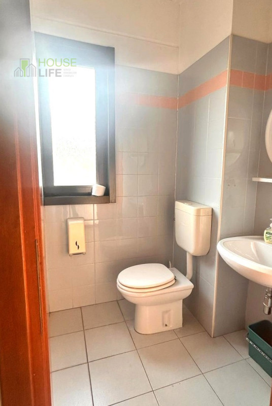 THIENE - Z.I.: CAPANNONE ARTIGIANALE di mq 650 totali, di cui mq 480 di area produttiva, mq 125 d...