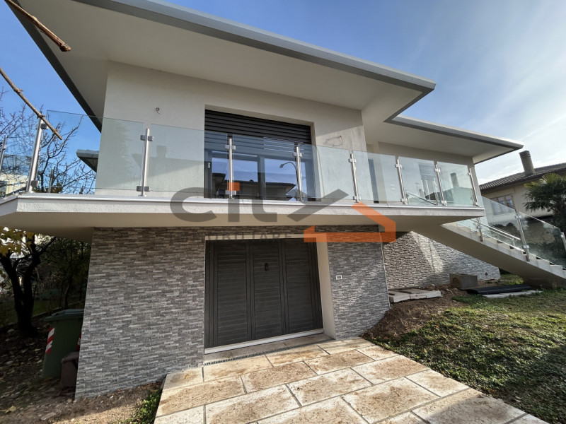 In tranquilla zona residenziale di San Giuseppe di Cassola, a pochi minuti dal centro di Bassano ...