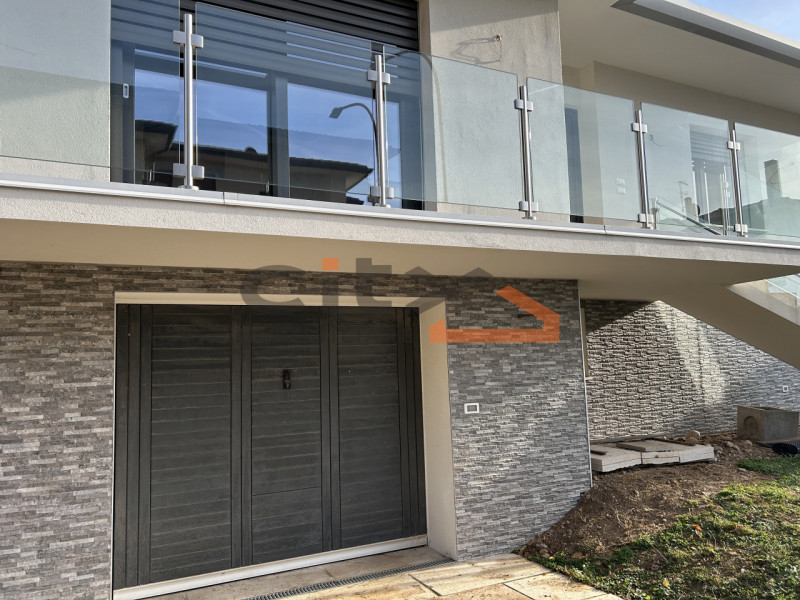 In tranquilla zona residenziale di San Giuseppe di Cassola, a pochi minuti dal centro di Bassano ...