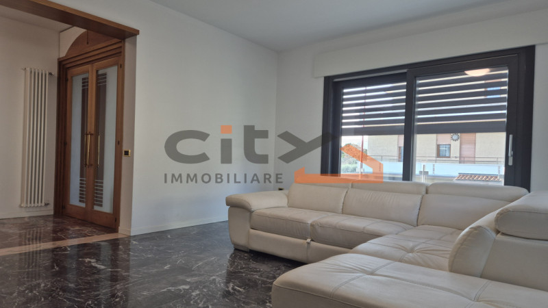 In tranquilla zona residenziale di San Giuseppe di Cassola, a pochi minuti dal centro di Bassano ...