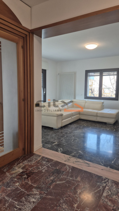 In tranquilla zona residenziale di San Giuseppe di Cassola, a pochi minuti dal centro di Bassano ...