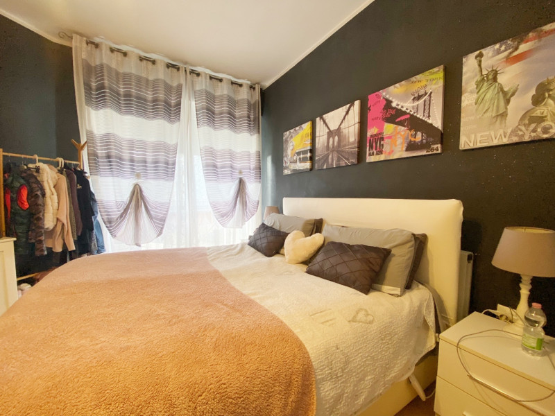 (Per INFO Mara 3481536890) A Jesolo Lido, zona Piazza Milano, siamo a proporre in vendita interes...