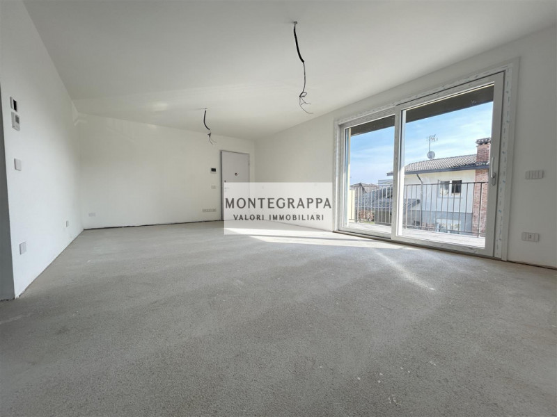 Proponiamo in vendita questo splendido appartamento di nuova costruzione al primo piano di una pi...