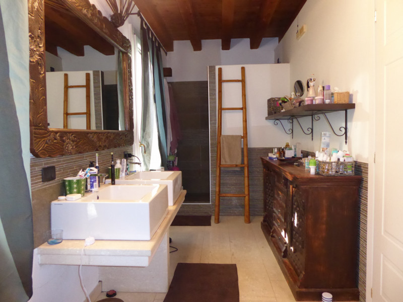 In una delle località più suggestive di Arcugnano, precisamente nella storica zona di Fimon, vi p...