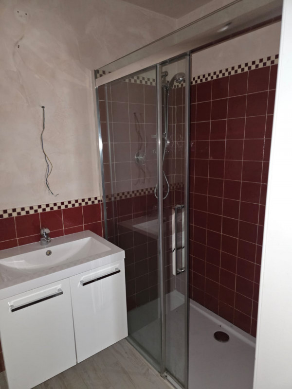 Scopri questo affascinante appartamento libero in vendita, situato nel prestigioso centro storico...