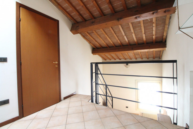 UBICAZIONE E CONTESTO

Nel cuore del centro storico di Vicenza, a soli 3 minuti a piedi dalla Bas...