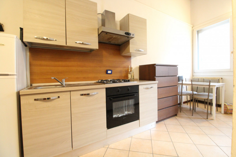 UBICAZIONE E CONTESTO

Nel cuore del centro storico di Vicenza, a soli 3 minuti a piedi dalla Bas...