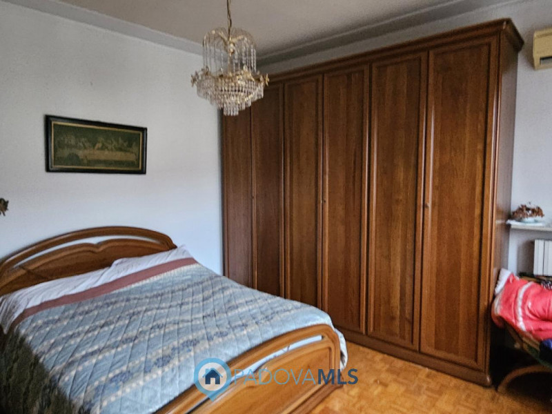 Immobile in esclusiva al Gruppo Padova MLS
VIGONZA CENTRO In posizione centrale e tranquilla, su ...