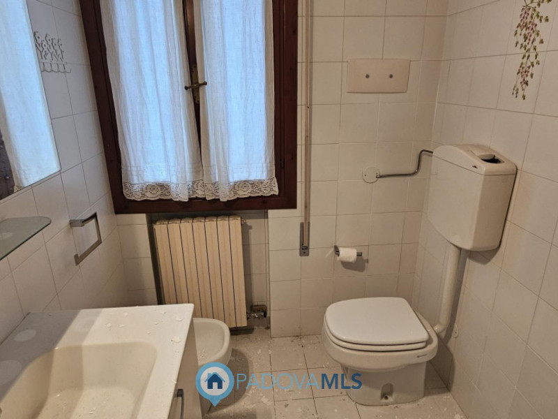 Immobile in esclusiva al Gruppo Padova MLS
VIGONZA CENTRO In posizione centrale e tranquilla, su ...