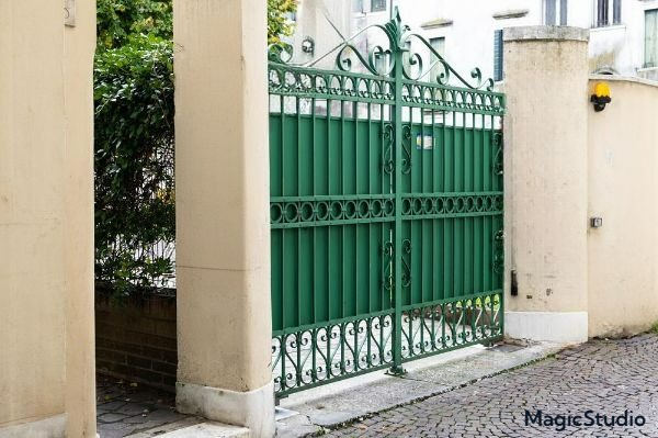 A.A.QLM1

Vendesi all'asta appartamento con scoperto esclusivo in centro storico a Treviso in dat...