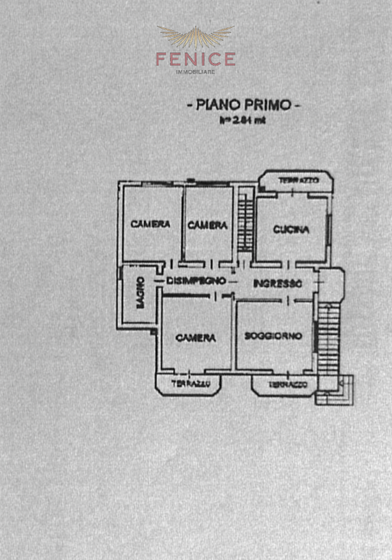 Immersa nella quiete di un elegante quartiere residenziale nel comune di Vazzola, in provincia di...