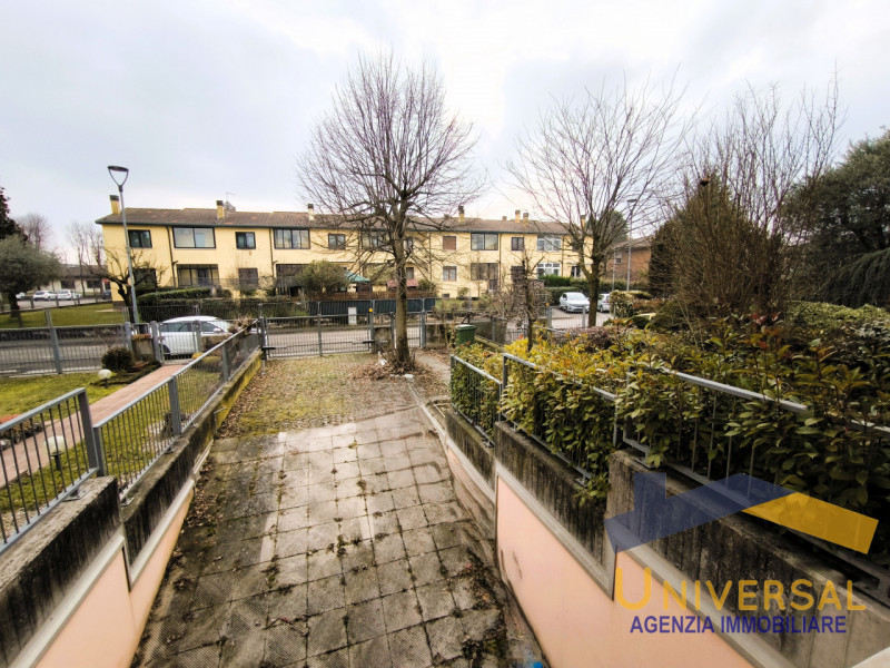 CAMPODARSEGO - All' interno di tranquillo quartiere residenziale, lontano da traffico e rumori e ...