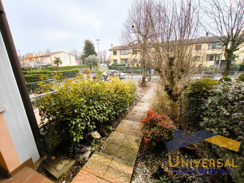 CAMPODARSEGO - All' interno di tranquillo quartiere residenziale, lontano da traffico e rumori e ...