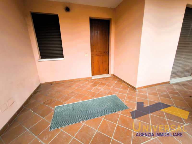 CAMPODARSEGO - All' interno di tranquillo quartiere residenziale, lontano da traffico e rumori e ...