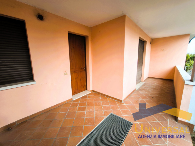 CAMPODARSEGO - All' interno di tranquillo quartiere residenziale, lontano da traffico e rumori e ...