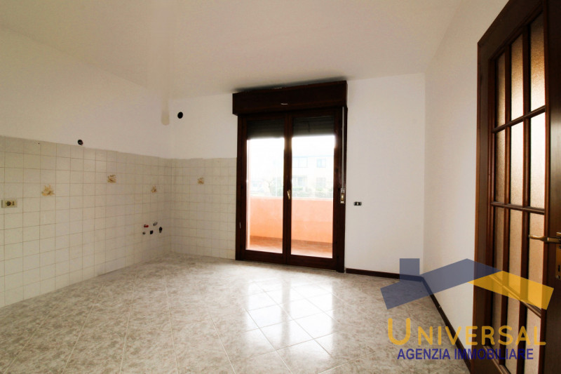 CAMPODARSEGO - All' interno di tranquillo quartiere residenziale, lontano da traffico e rumori e ...