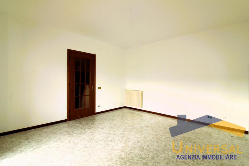 CAMPODARSEGO - All' interno di tranquillo quartiere residenziale, lontano da traffico e rumori e ...