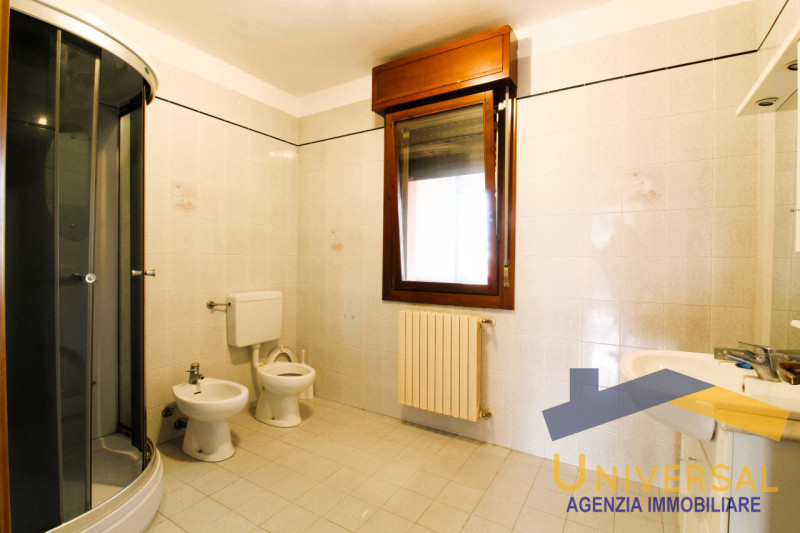 CAMPODARSEGO - All' interno di tranquillo quartiere residenziale, lontano da traffico e rumori e ...