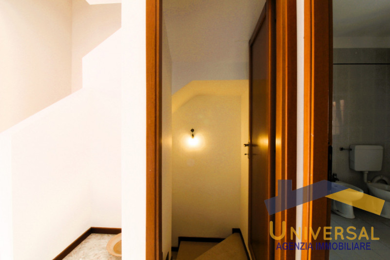 CAMPODARSEGO - All' interno di tranquillo quartiere residenziale, lontano da traffico e rumori e ...