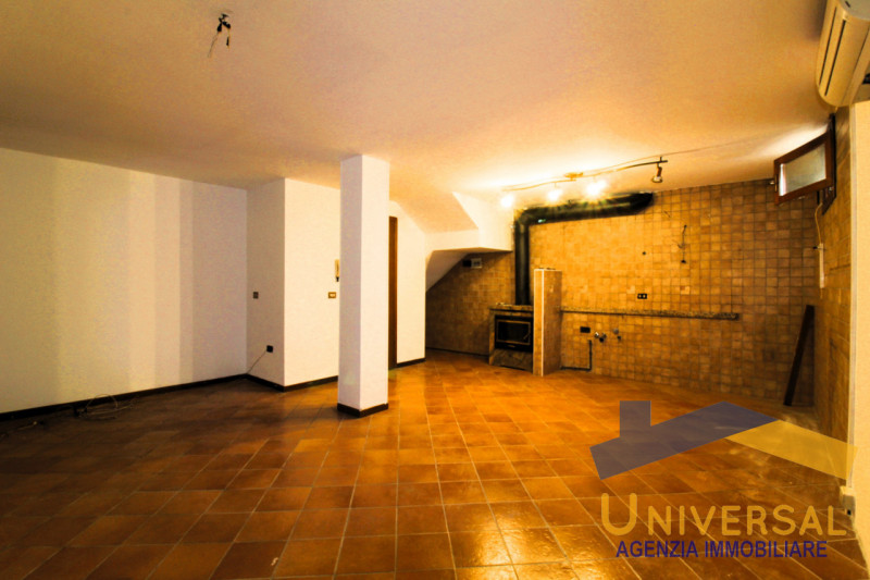 CAMPODARSEGO - All' interno di tranquillo quartiere residenziale, lontano da traffico e rumori e ...