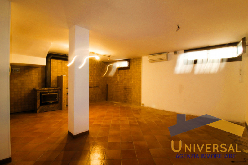 CAMPODARSEGO - All' interno di tranquillo quartiere residenziale, lontano da traffico e rumori e ...