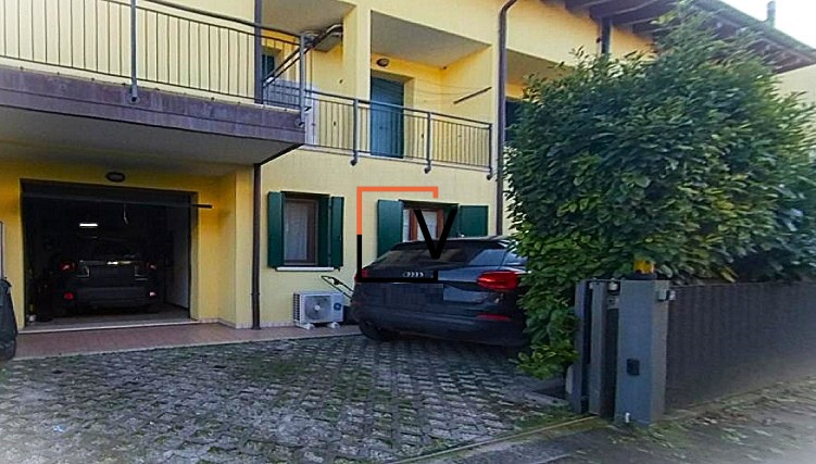 V399 - Proponiamo in vendita esclusiva, appartamento al piano terra con giardino e ingresso indip...