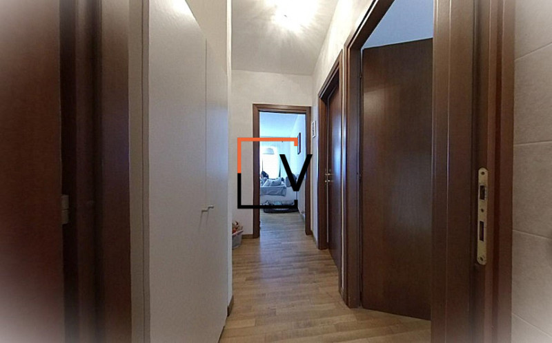 V399 - Proponiamo in vendita esclusiva, appartamento al piano terra con giardino e ingresso indip...