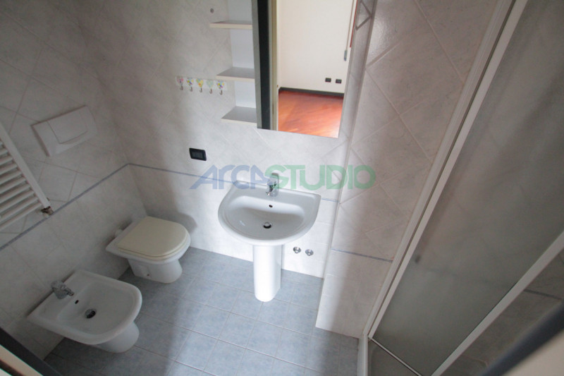 Bolzano Vicentino: in pieno centro paese comodo ai servizi principali, introvabile soluzione di a...