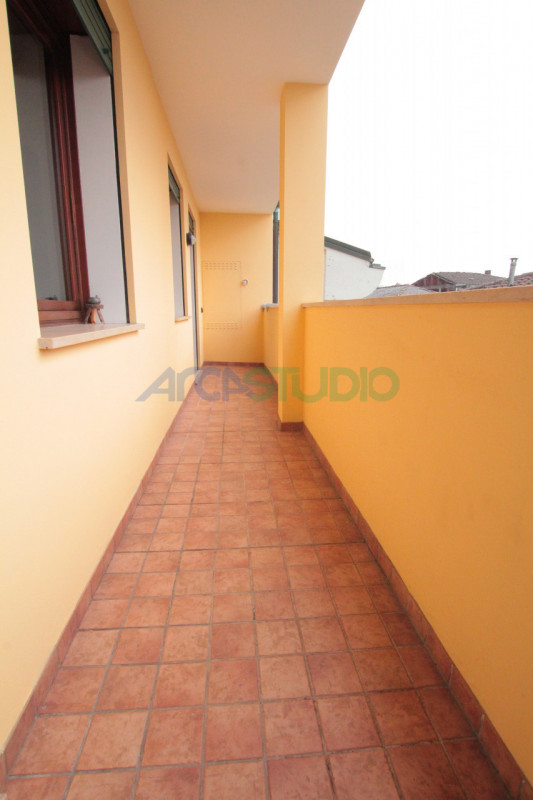 Bolzano Vicentino: in pieno centro paese comodo ai servizi principali, introvabile soluzione di a...