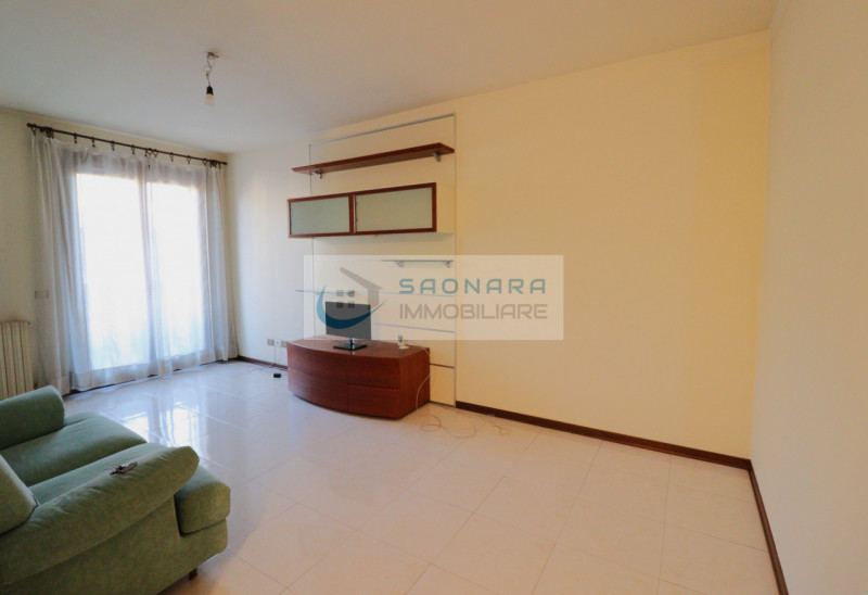 VILLATORA: appartamento al secondo e ultimo piano con ascensore in un condominio di dodici appart...