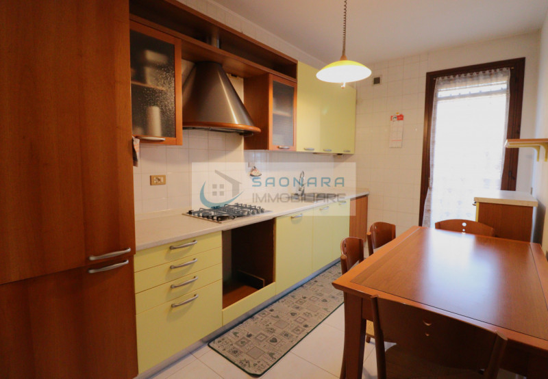 VILLATORA: appartamento al secondo e ultimo piano con ascensore in un condominio di dodici appart...