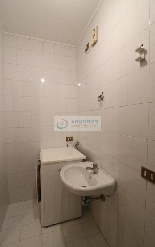 VILLATORA: appartamento al secondo e ultimo piano con ascensore in un condominio di dodici appart...