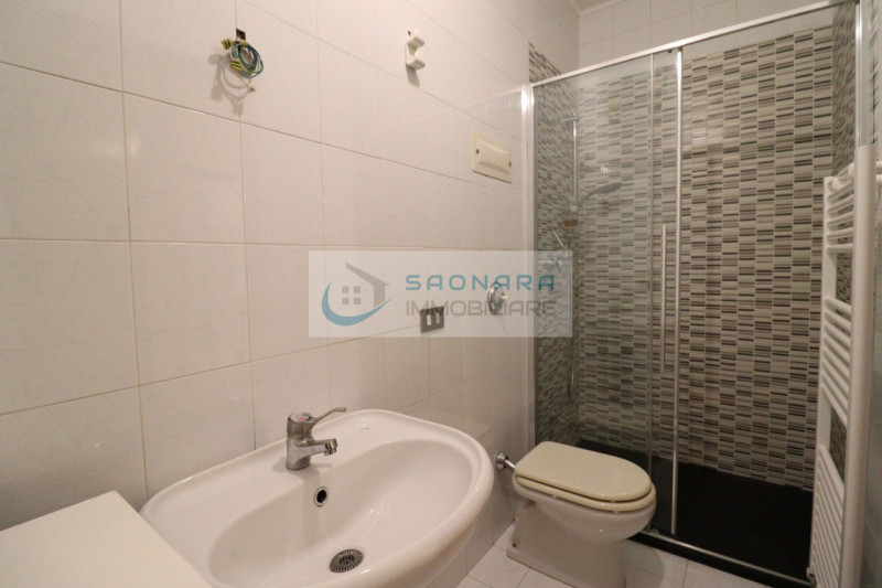 VILLATORA: appartamento al secondo e ultimo piano con ascensore in un condominio di dodici appart...