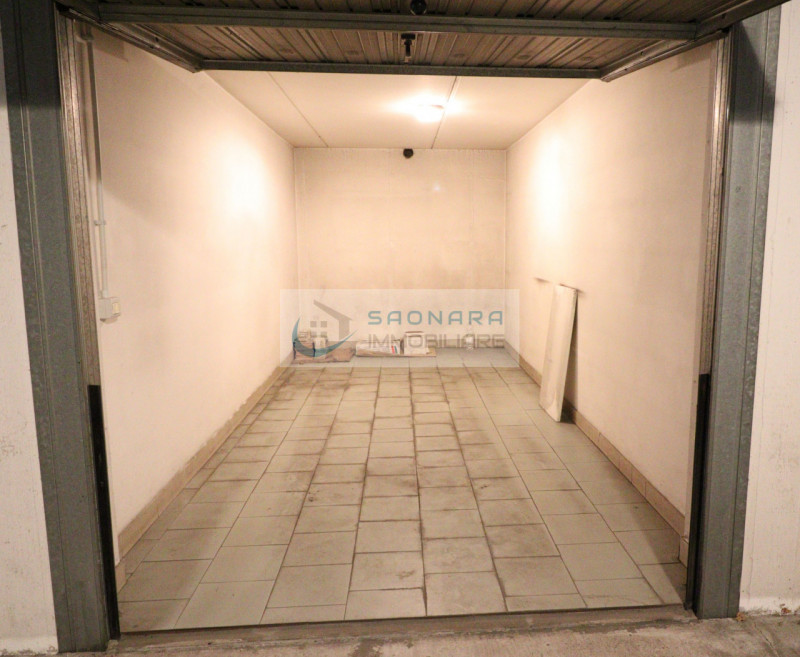 VILLATORA: appartamento al secondo e ultimo piano con ascensore in un condominio di dodici appart...