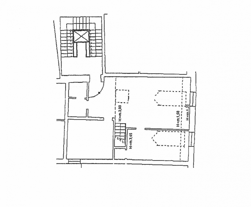Nel cuore del centro storico, all’interno di una palazzina servita da ascensore composta da sole ...