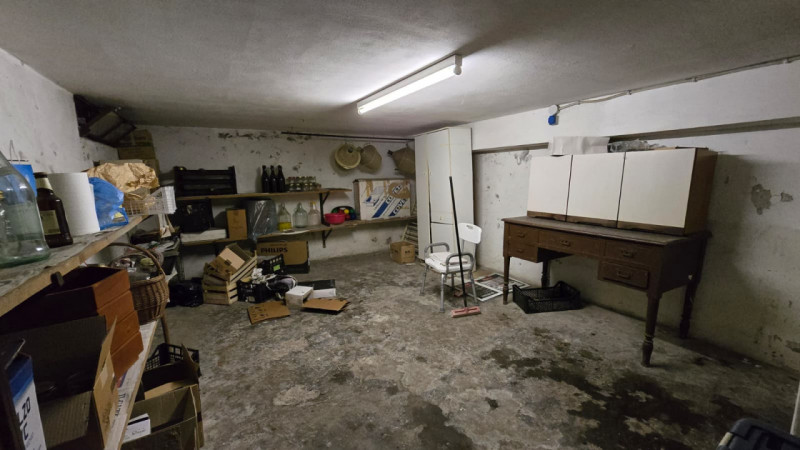 Cerchi una casa spaziosa, versatile e in posizione centrale, ideale per famiglie numerose o per c...