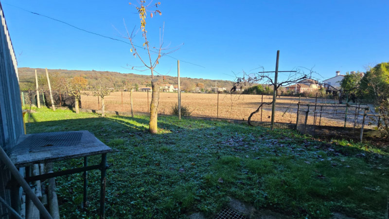 Cerchi una casa spaziosa, versatile e in posizione centrale, ideale per famiglie numerose o per c...