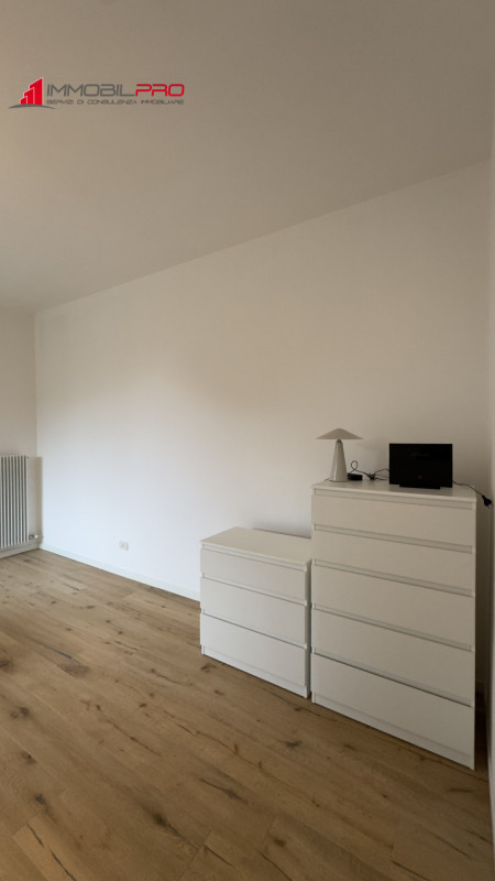 In una delle zone residenziali più apprezzate di Zanè (VI) proponiamo appartamento bicamere al pi...