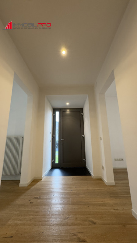 In una delle zone residenziali più apprezzate di Zanè (VI) proponiamo appartamento bicamere al pi...